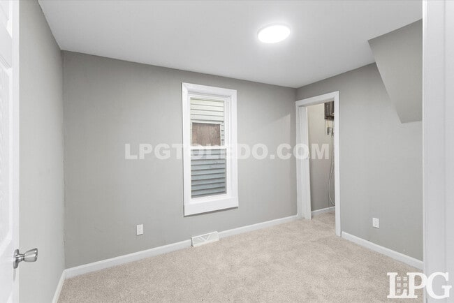 Foto del edificio - 1204 Navarre Ave