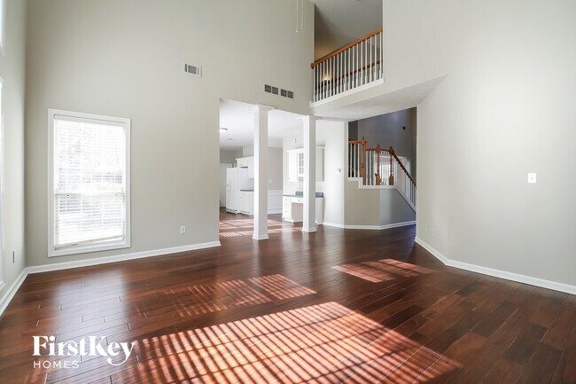 Foto del edificio - 107 Sweetbriar Walk