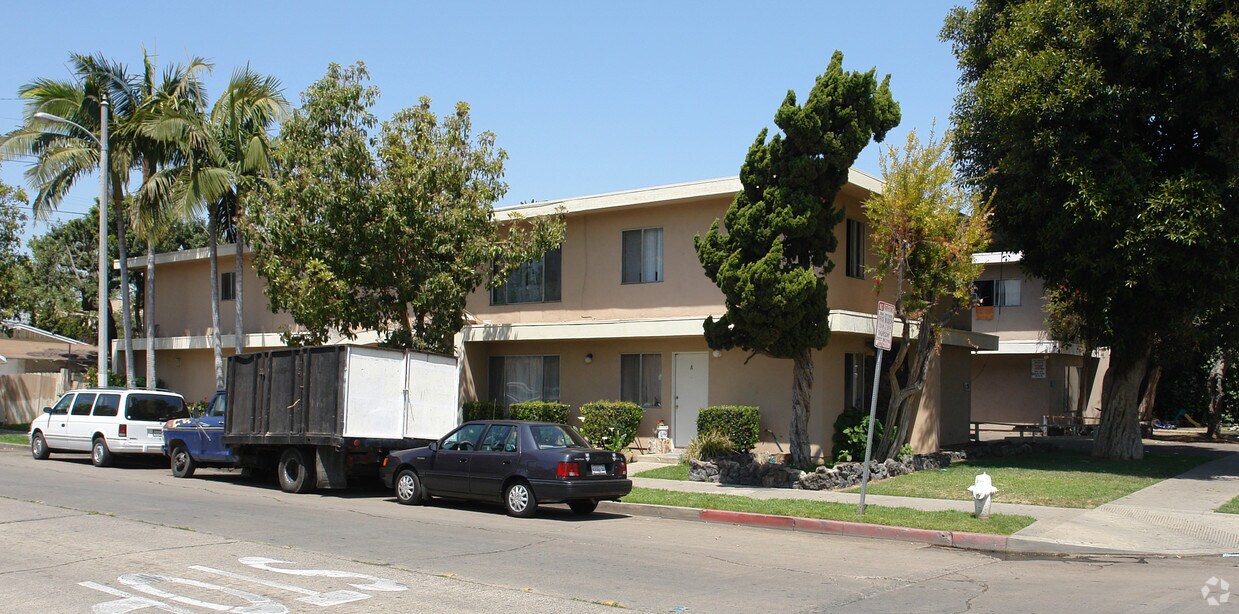 Primary Photo - 420 S Garnsey St