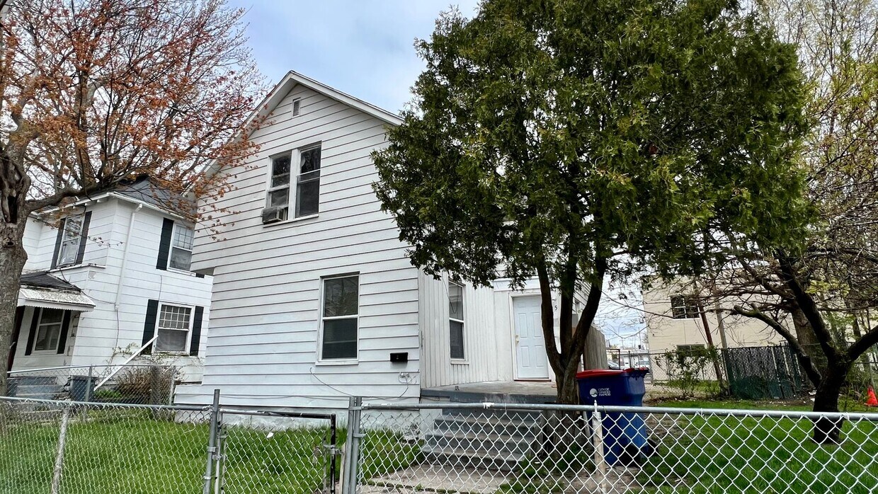 Foto principal - 15 Quigley Blvd SW