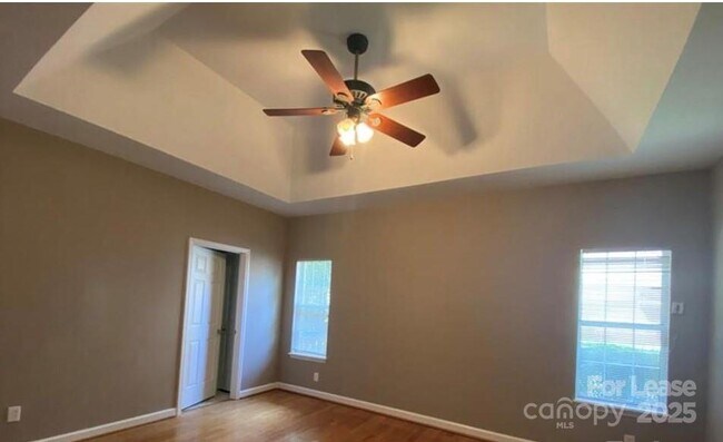 Building Photo - 9114 Strattonville Ct