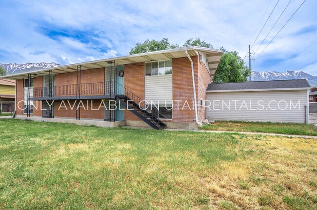 Building Photo - 1092 N 150 W