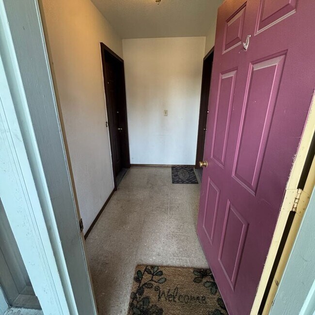 Foto del edificio - 7573 W Pine St