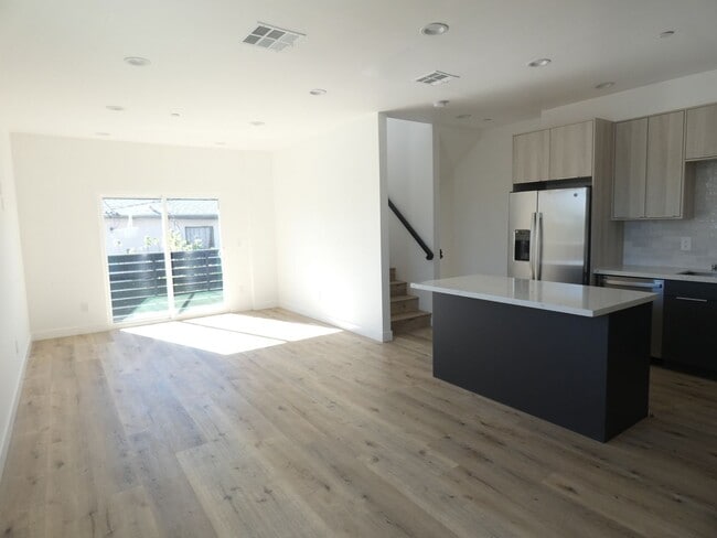 Foto del edificio - 5522 Barton Ave