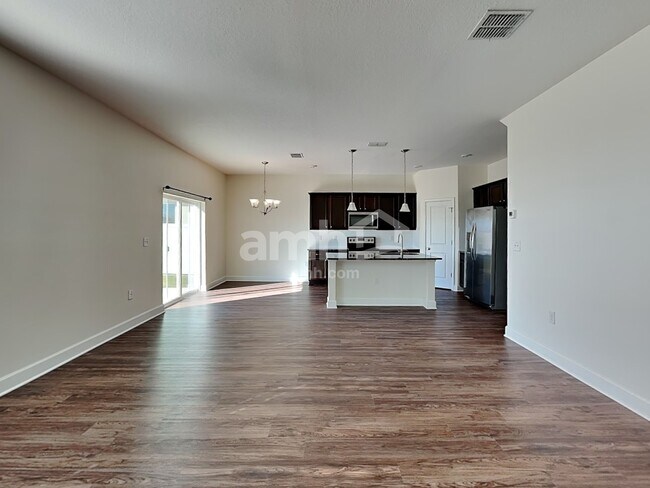 Foto del edificio - 4803 Windy Hammock Way