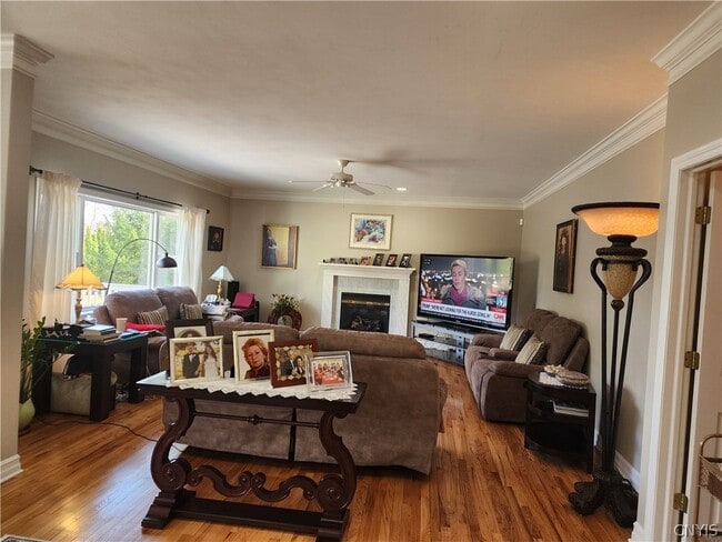 Building Photo - 4560 Providence Rd