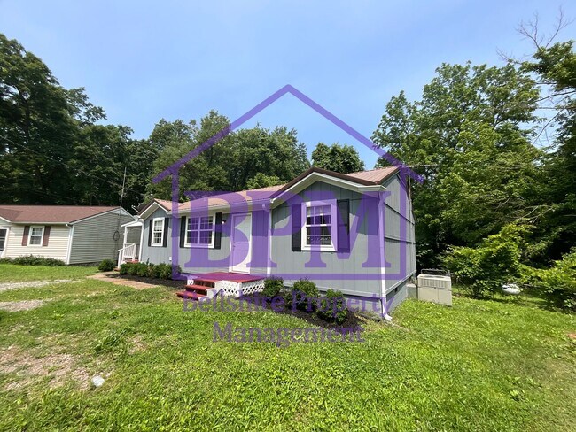 Foto del edificio - Freshly Updated 3 Bed, 1.5 Bath Home in Cl...