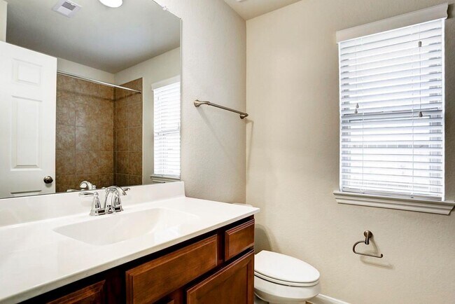 Foto del edificio - 17303 Verde Park Ln