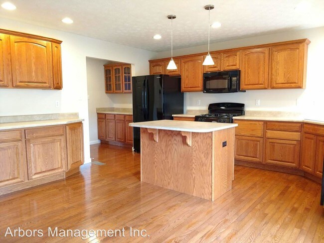 Building Photo - 3 br, 2.5 bath House - 2301 Michael Drive