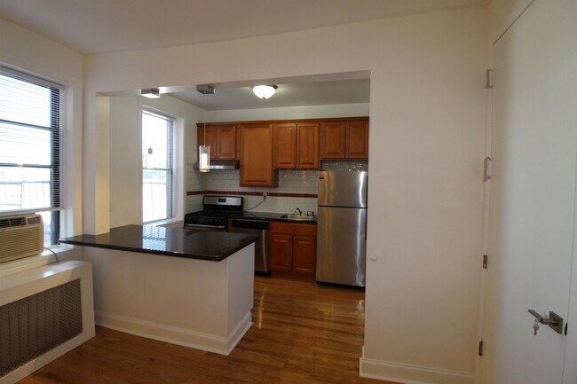 Building Photo - 6305 Boulevard E