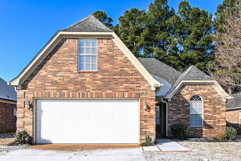 Foto principal - 5703 Bedford Loop E