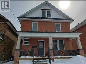 Building Photo - 119 Agnes St