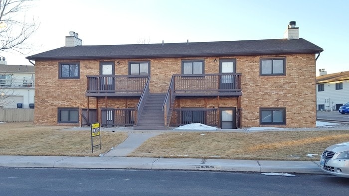Primary Photo - 6040 Osage Ave