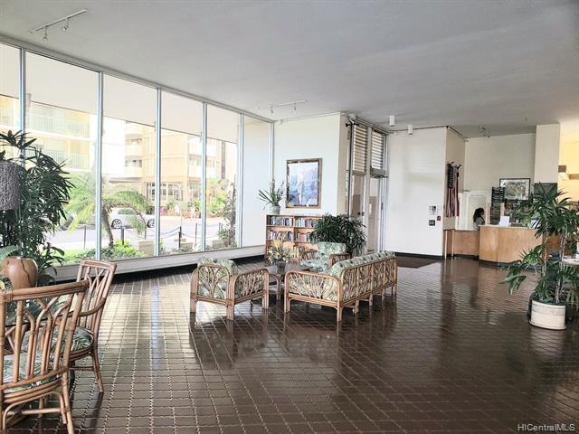 Building Photo - 2345 Ala Wai Blvd