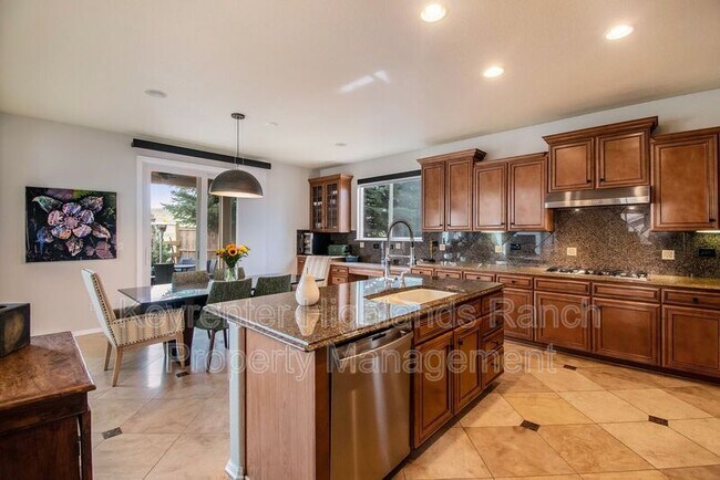 Foto del edificio - 11110 Valleybrook Cir