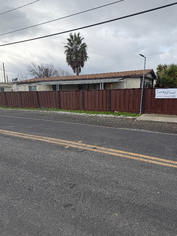 Building Photo - 5625 Sandmound Blvd