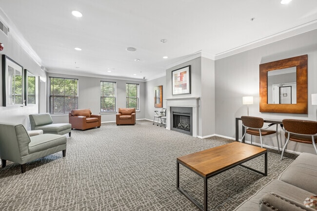 Casa club - Candler Forrest Apartments