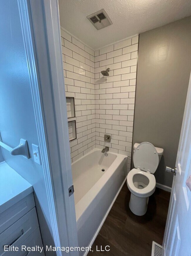 Foto del edificio - 4 br, 2 bath House - 4135 Yewells Landing ...