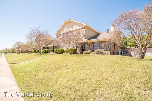 Building Photo - 2721 Hurstview Dr
