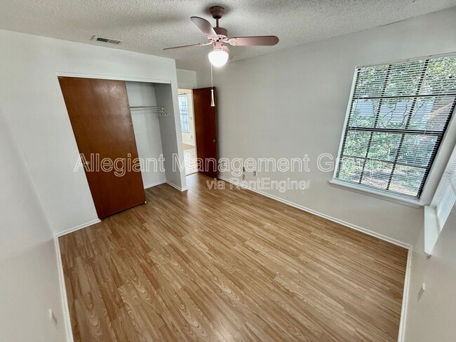 Building Photo - 2900 Risser Ave
