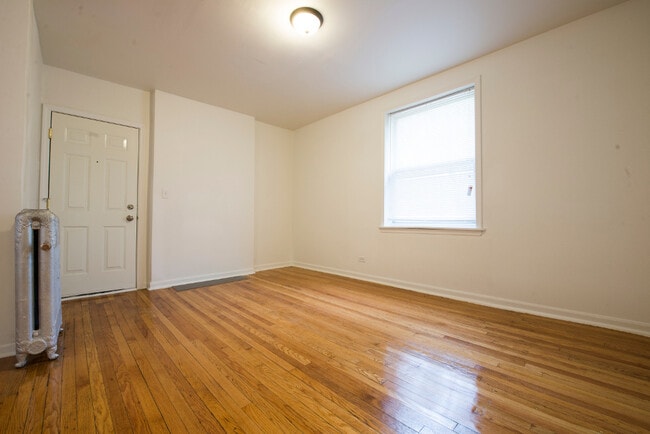 Building Photo - 5504-12 S Wabash Ave Chicago, IL 60637