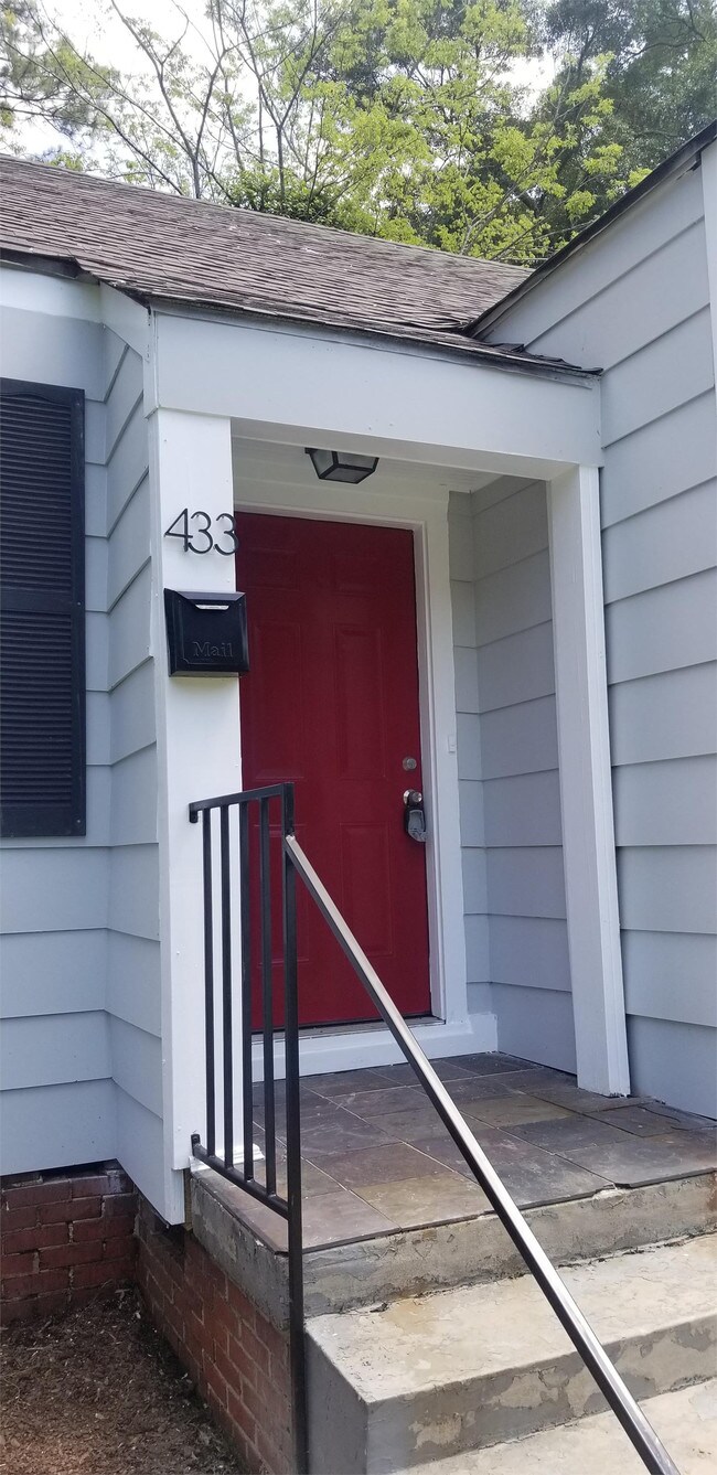 Foto del edificio - 433 E Ridgeway St