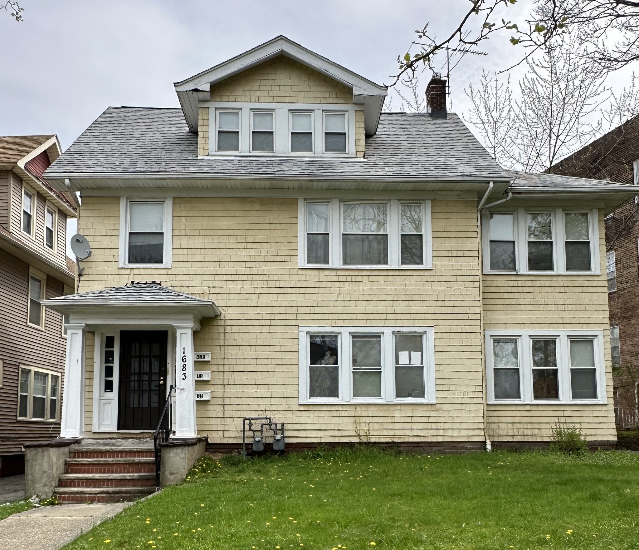 1683 Eddington Rd Cleveland Heights, OH 44118 – photo 2