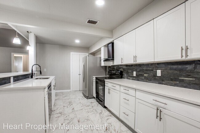 Foto del edificio - 3 br, 2 bath House - 5114 Lakeridge Court