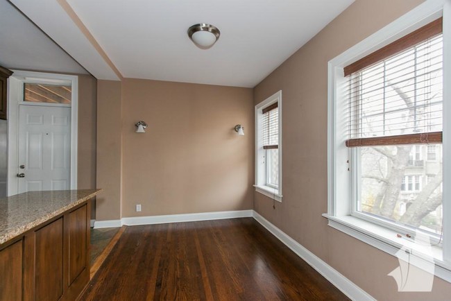 Foto del edificio - 4836 N Paulina St