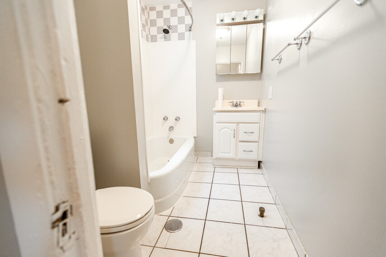 Foto principal - 3434 N Halsted St