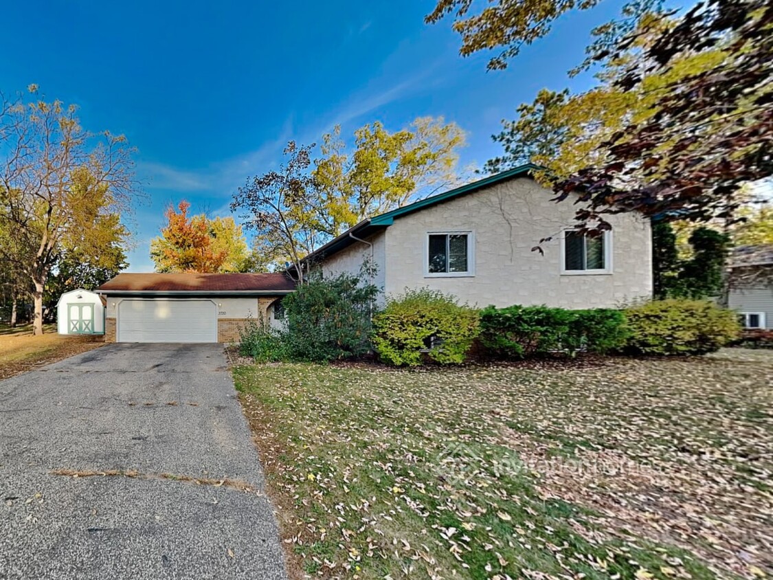 Foto principal - 3720 Roseberry Pl