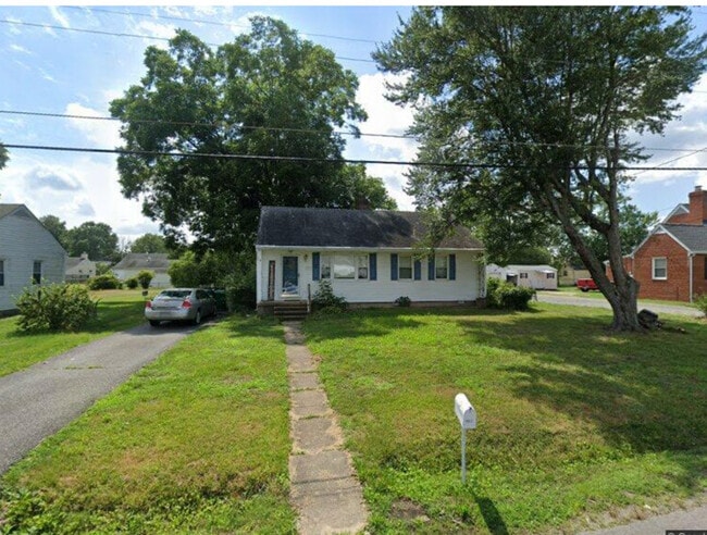 Building Photo - 4811 Kinloch Ln
