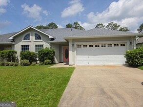 Building Photo - 107 Magnolia Ct