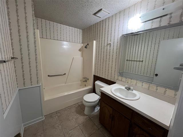Foto del edificio - 425 W Pelton St