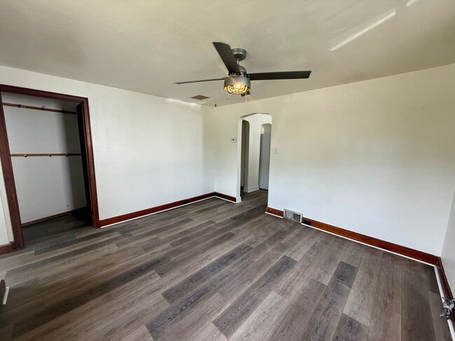 Building Photo - 4 Bed 1 Bath Single Family Home in Wausau