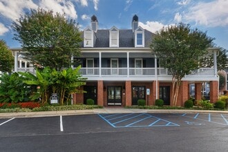Building Photo - Island Park/Harbor Town Square