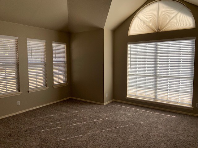 Foto del edificio - 4204 S Redbud Ave