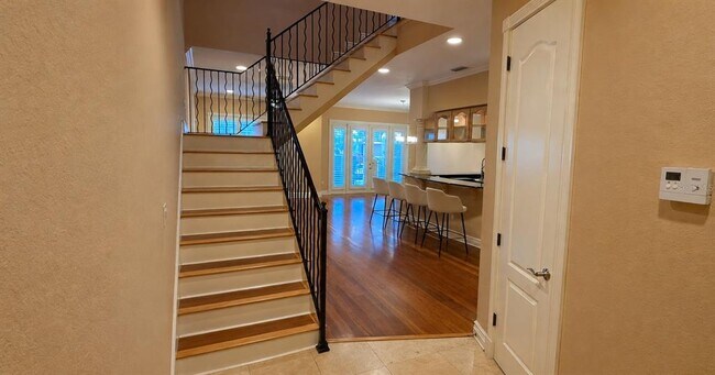 Foto del edificio - 4907 Bayshore Blvd