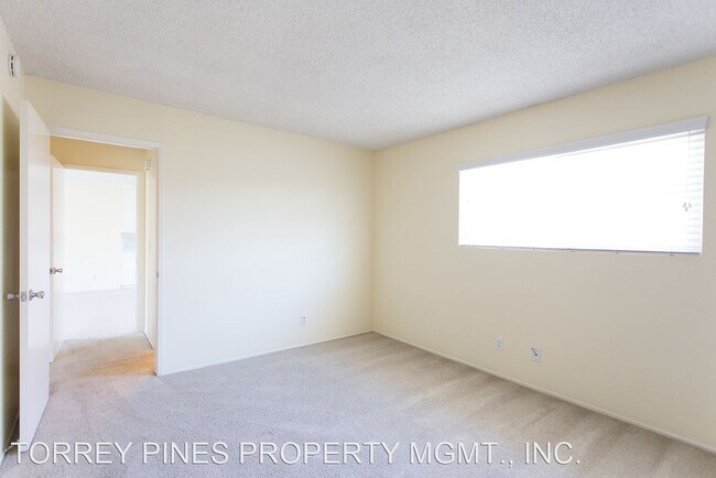 Building Photo - 3850-3860 Haines St