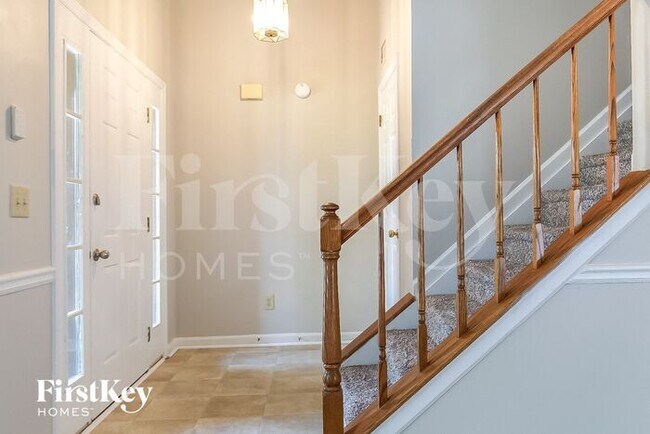 Building Photo - 1040 Heatherwood Ct