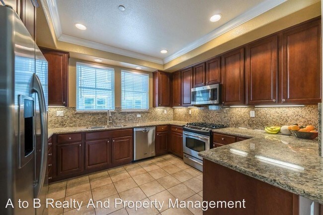 Foto del edificio - 3 br, 3.5 bath House - 927 Alta Mar Terrace