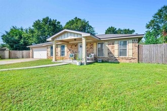 Building Photo - 4570 Yacht Harbor Dr