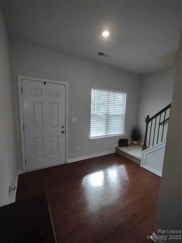 Building Photo - 16050 Simril Ct