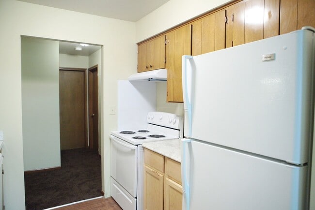 Kitchen view to bedroom - 1841 Blanchard St SW