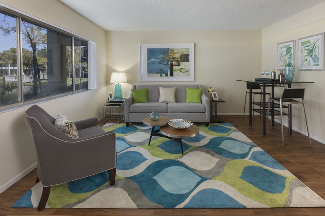 Photo - Cameron Cove Apartments