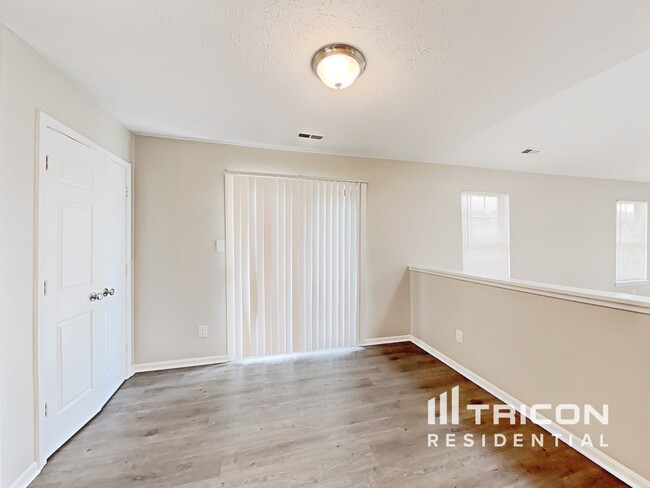 Building Photo - 11905 Breta Ct
