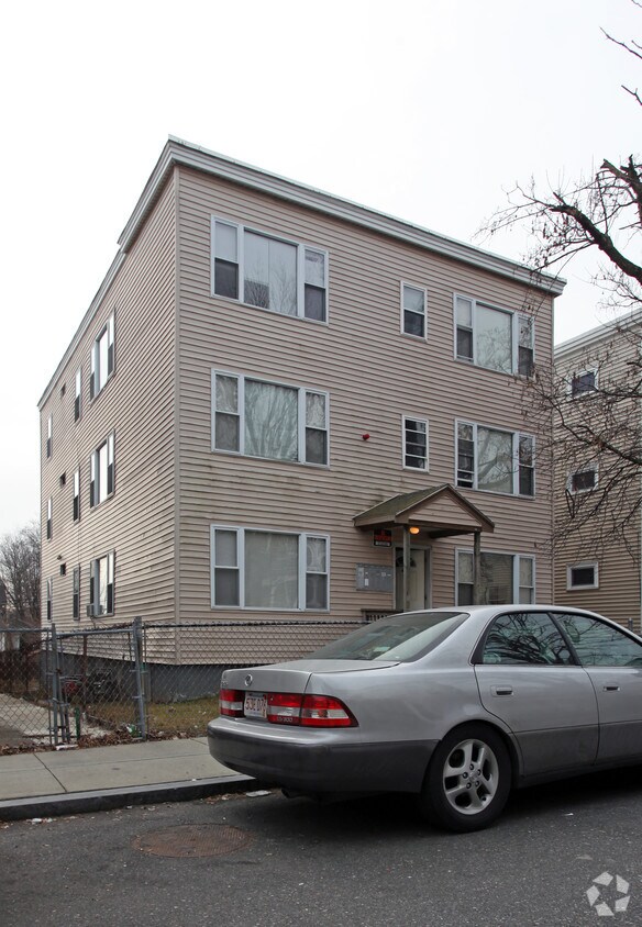 Building Photo - 42 Lyon St