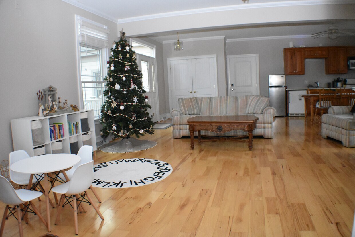 Foto principal - 2473 Canterbury Rd
