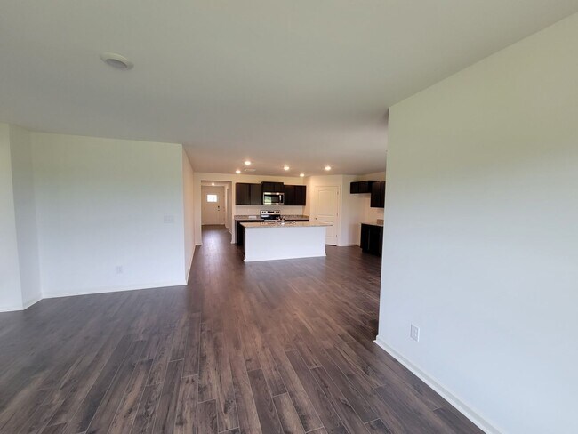 Foto del edificio - 2610 Trestle Park Cir