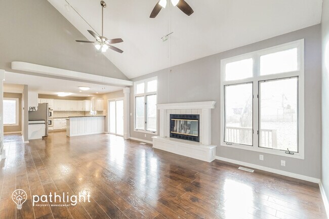 Building Photo - 2435 Northwest Shady Bend Lane, Lee's Summ...